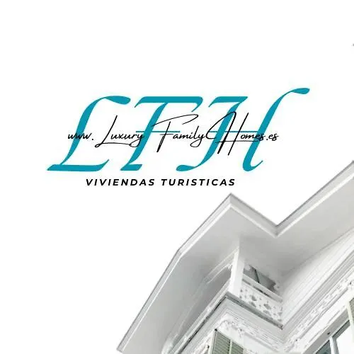 Διαμέρισμα Luxury Family Homes M *
